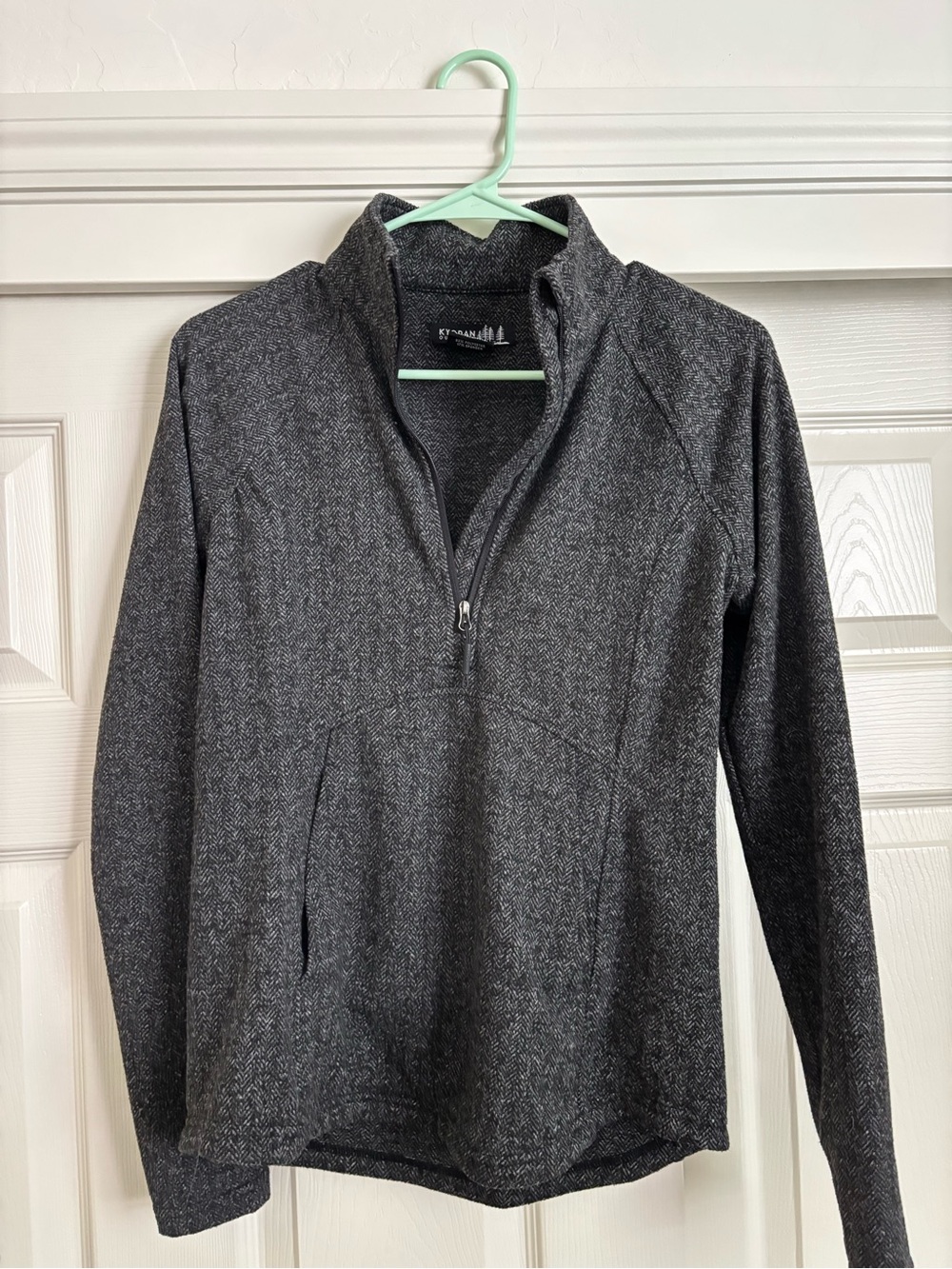 Women’s Half-Zip Sweater Pullover - Charcoal Gray